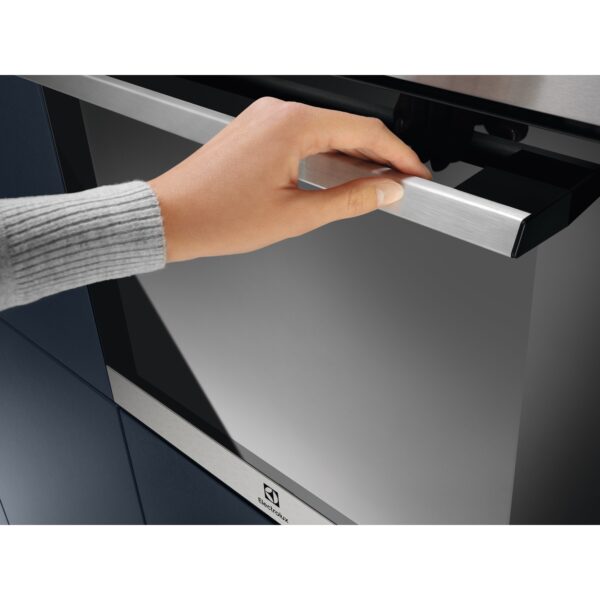 integreeritav ahi SurroundCook 600   EOF3F00X, Electrolux