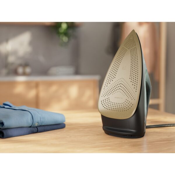 Renew 800 Steam Iron E8SI2-8OG, Electrolux - Image 4